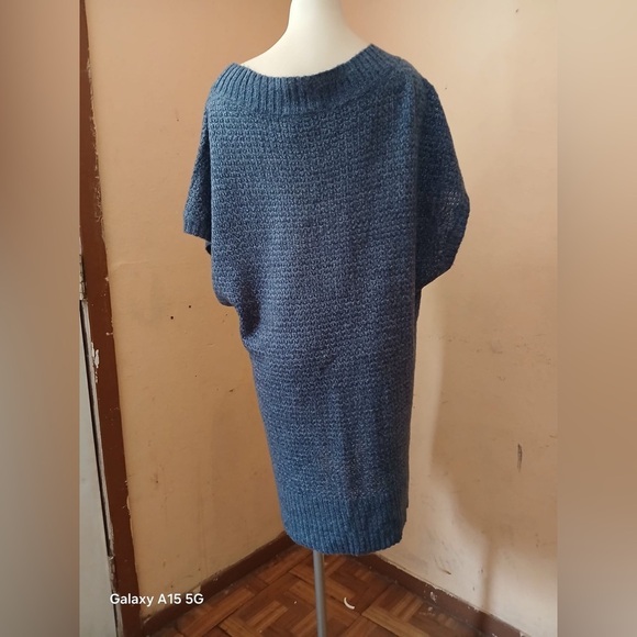 Carolyn Taylor Blue Knit Shrug Poncho - Picture 8 of 8